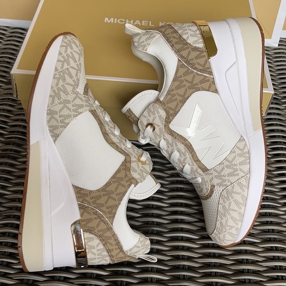 Michael Kors Crista Trainer Tech Canvas/MK Print 49F1CRFS1D OP WHITE/ECRU WMNS - Picture 12 of 16
